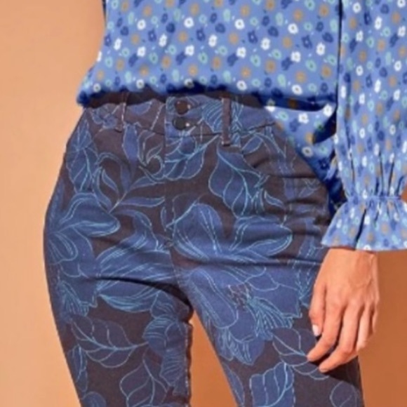 Tucker NYC Midnight Peony Stretch Organic Cotton Twill 5 Pocket Style Zipper Fly - Picture 4 of 15